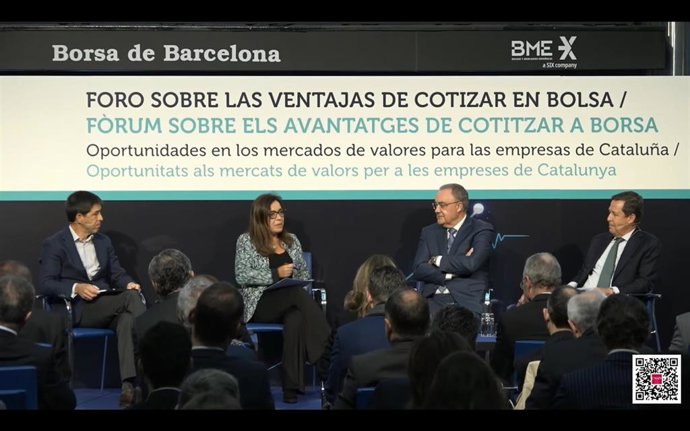 El ceo de Cellnex, Tobias Martínez, junto al ceo de Miura Partners, Juan Leach, y el socio de Cutrecasas, Pere Kirchner