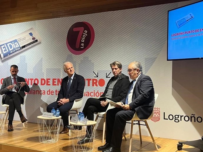 El alcalde de Pamplona, Enrique Maya, durante su intervención