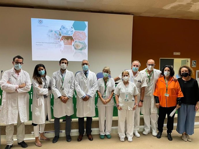 Más de 1.500 pacientes afectados de Psoriasis reciben cada año atención en el hospital Clínico