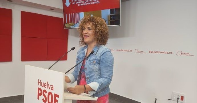 La secretaria general del PSOE de Huelva, María Eugenia Limón,.