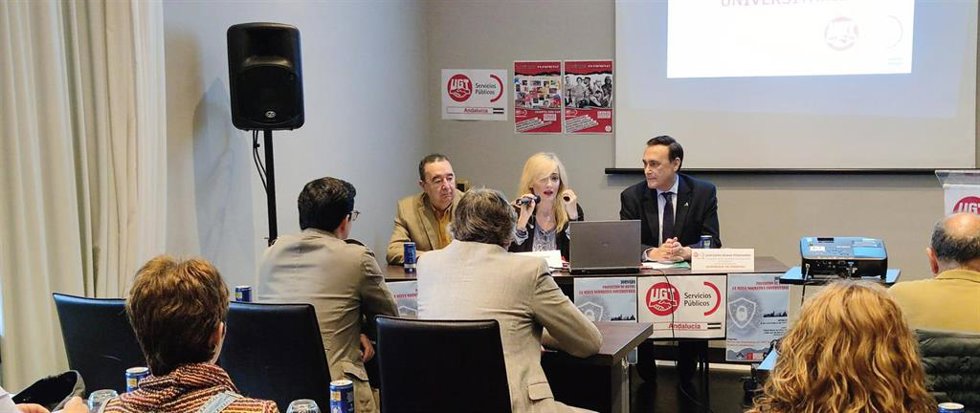 Jornada de UGT sobre 'Protección de datos. La nueva normativa universitaria'.