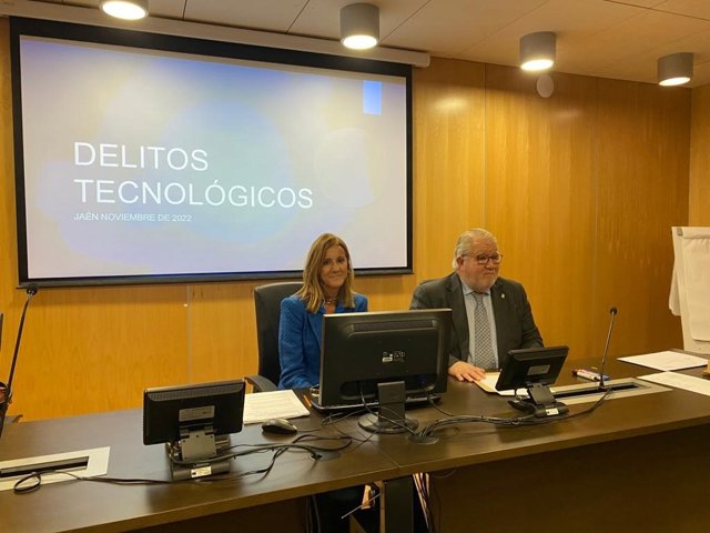 Inauguración del curso sobre delitos tecnológicos