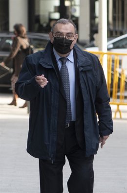 Archivo - El ex jefe de la UCAO Enrique García Castaño a su llegada a la Audiencia Nacional donde va a declarar por la pieza Iberdrola de la operación Tándem, a 2 de marzo de 2022, en Madrid (España). García Castaño acude a declarar en el marco de la 