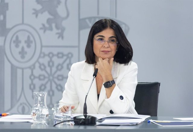 La ministra de Sanidad, Carolina Darias, en una rueda de prensa posterior al Consejo de Ministros, en el Palacio de la Moncloa, a 8 de noviembre de 2022, en Madrid (España).