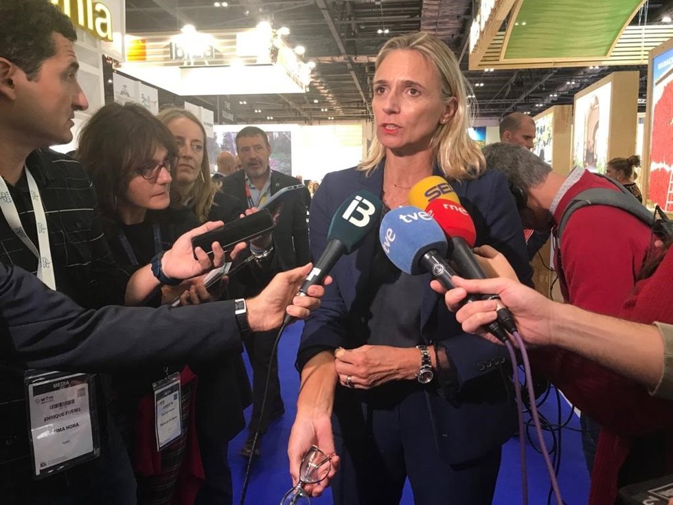 La presidenta de la FEHM, María Frontera, en la WTM de Londres.