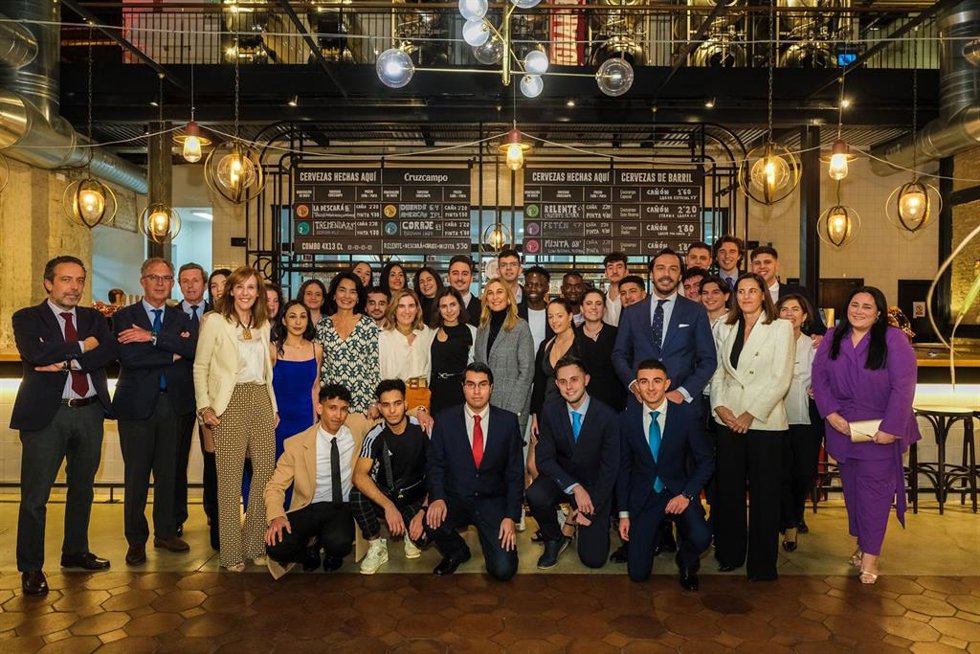 Graduación de la segunda promoción de jóvenes de 'Talento Cruzcampo'.