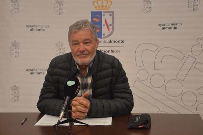 El concejal de Agricultura, José María García, en rueda de prensa.