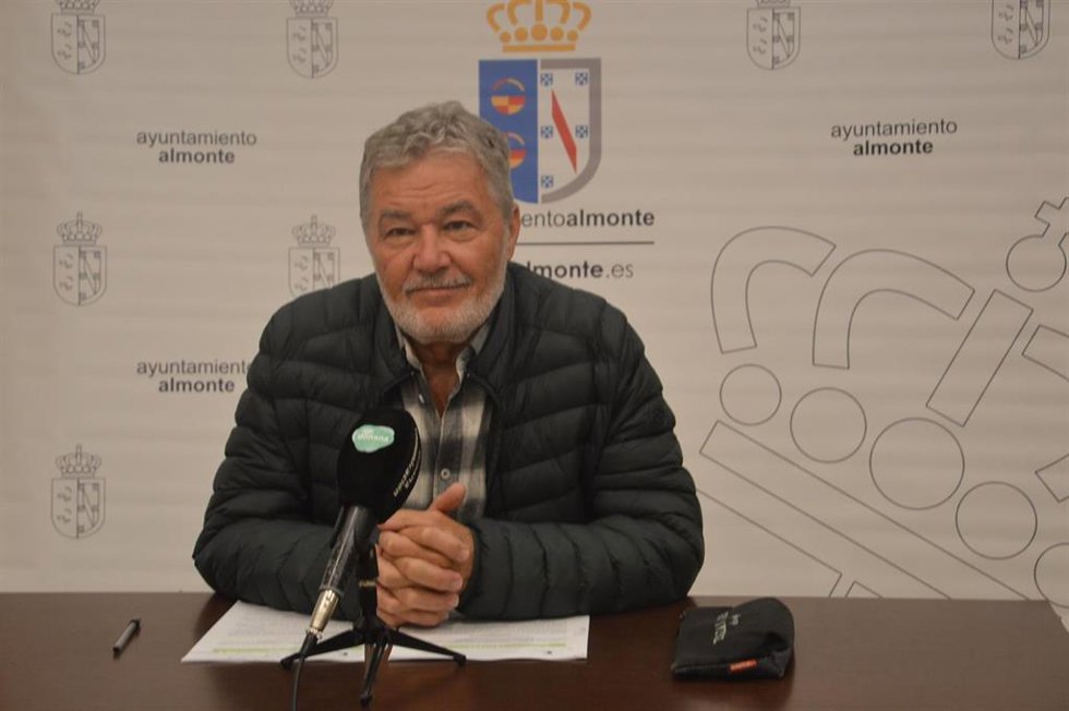 El concejal de Agricultura, José María García, en rueda de prensa.