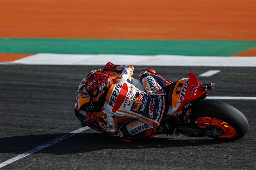 El piloto español Marc Márquez durante el test de postemporada celebrado en Cheste