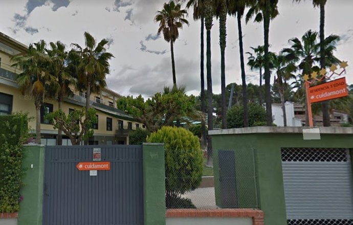 Exterior de la residencia de l'Eliana (Valencia) desalojada por orden judicial