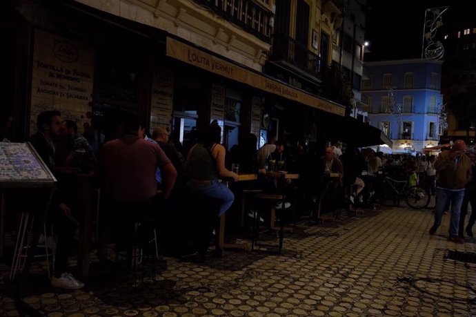 La hostelería andaluza protesta con un apagón de cinco minutos por los altos precios energéticos