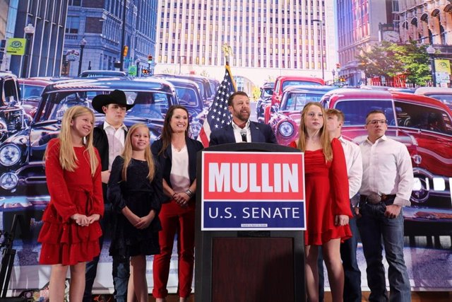 El candidato republicano al Senado Markwayne Mullin