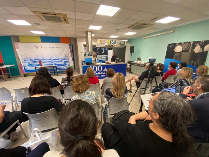 Showcooking en l'espai culinari del centenari del Mercat Central d'Alacant