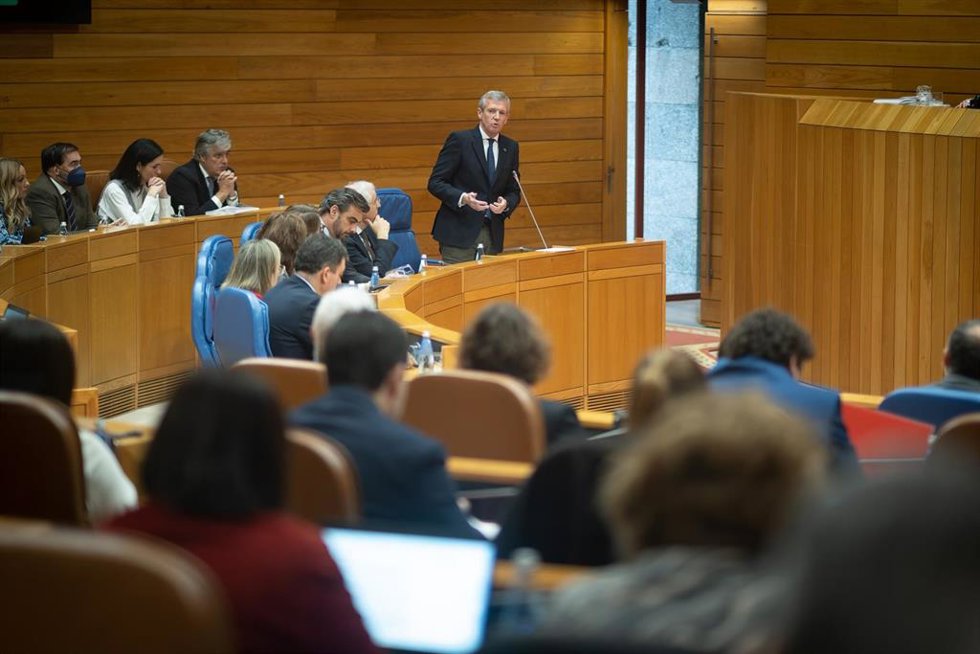 Rueda interviene en el pleno de la Cámara.