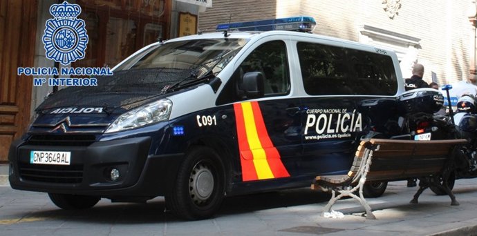 Furgoneta de Policía Nacional
