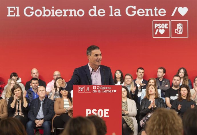 El secretario general del PSOE y presidente del Gobierno, Pedro Sánchez, en un acto de partido en una foto de archivo.