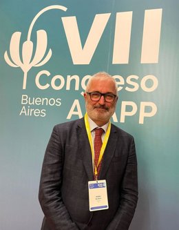 El doctor Pedro Blasco, en el marco del congreso de la Asociación Latinoamericana de Suelo Pélvico celebrado en Buenos Aires.