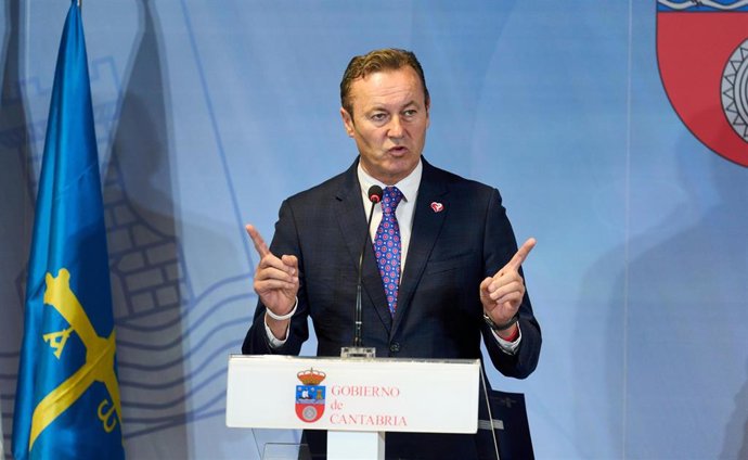 Archivo - El consejero de Desarrollo Rural, Ganadería, Pesca, Alimentación y Medio Ambiente del Gobierno de Cantabria, Guillermo Blanco,en foto de archivo