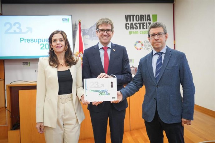 El alcalde de Vitoria-Gasteiz, Gorka Urtaran, presenta el proyecto de Presupuestos de la ciudad para 2023