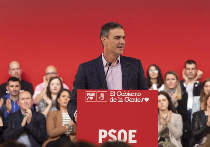 El secretario general del PSOE y presidente del Gobierno, Pedro Sánchez, en un acto de partido. (Foto de archivo).