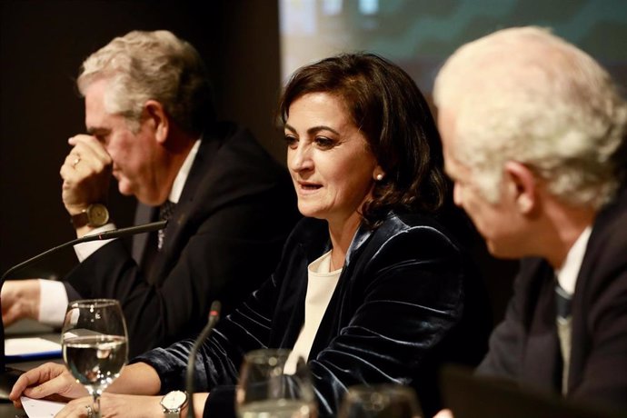 La presidenta del Gobierno de La Rioja, Concha Andreu, ha inaugurado el II Curso sobre Derecho Alimentario