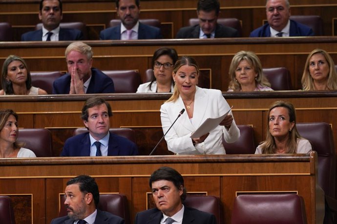 La presidenta del PP de Baleares, Marga Prohens, en el Congreso.