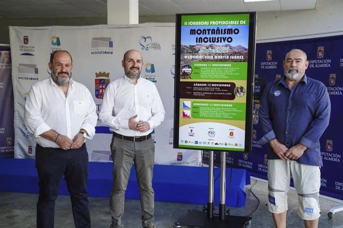 Diputación impulsa el deporte inclusivo con unas jornadas de montañismo en Dalías