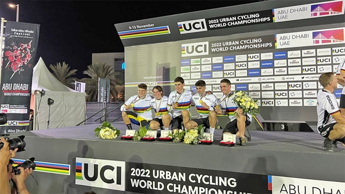 España enlaza su cuarto título mundial de trial por equipos