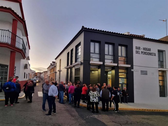 Hogar del pensionista de Navalvillar de Pela.