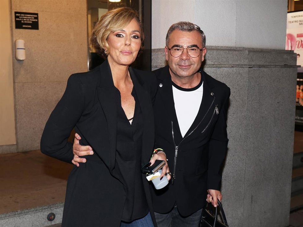 Rocío Carrasco ha arropado a Jorge Javier Vázquez en la presentación de su nuevo libro, 'Antes del olvido'