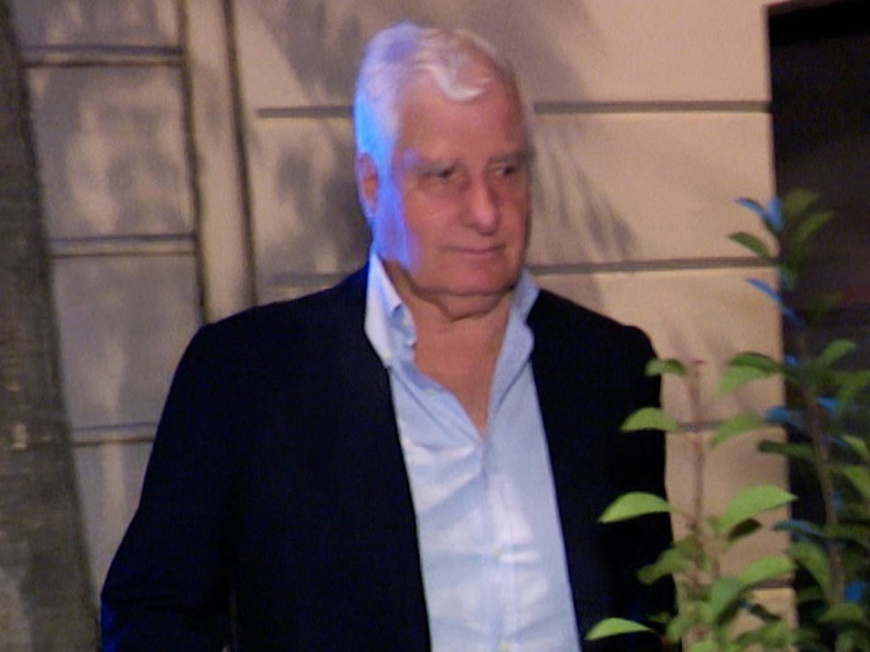 Carlos Fitz-James, Duque de Alba, desconocía que Patricia Donoso se había cambiado el nombre en Colombia por el de 'Cayetana de Alba García'