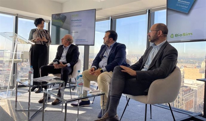 Presentación del documento 'Biosimilares: innovación desde la sostenibilidad', organizada por la Asociación Española de Biosimilares (BioSim).