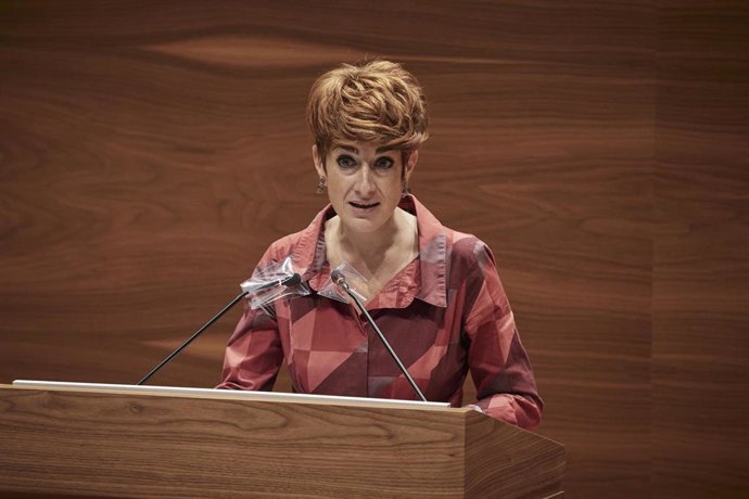 Archivo - La portavoz de EH Bildu en el Parlamento de Navarra, Bakartxo Ruiz.
