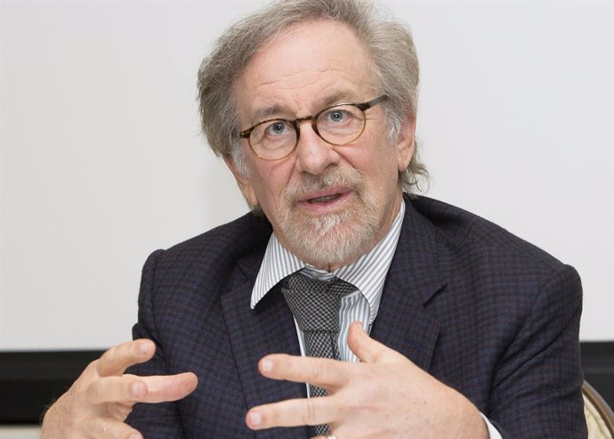 Archivo - Steven Spielberg ficha por Netflix