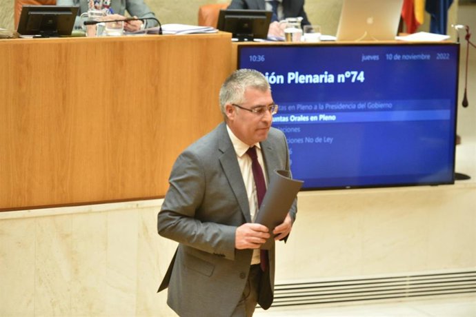 El consejero de Desarrollo Autonómico, José Ángel Lacalzada