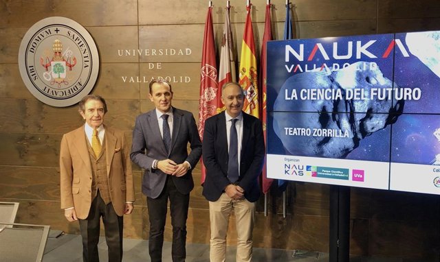 De izquierda a derecha: Enrique Cornejo, Conrado Íscar y Antonio Largo.