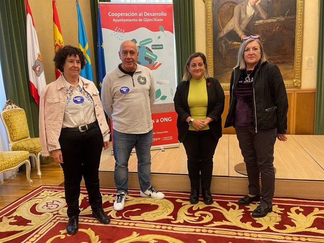 Fallo del premio Gijón Ciudad Defensora de los Derechos Humanos, presidido por la concejala de Cooperación al Desarrollo del Ayuntamiento de Gijón, Carmen Saras