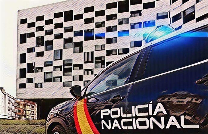 Vehículo de la policía nacional.