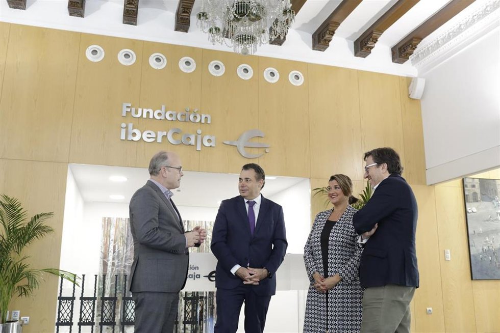 Fundación Ibercaja y el Clúster de Automoción de Aragón renuevan su colaboración para el proyecto Fábrica de Aprendizaje.
