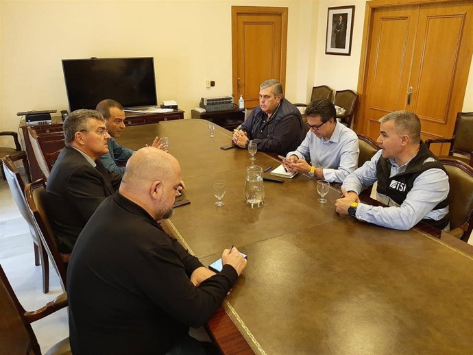 Reunión en Ceuta por la rotura de un cable submarino deja a Ceuta sin casi todas sus redes de comunicación de emergencias