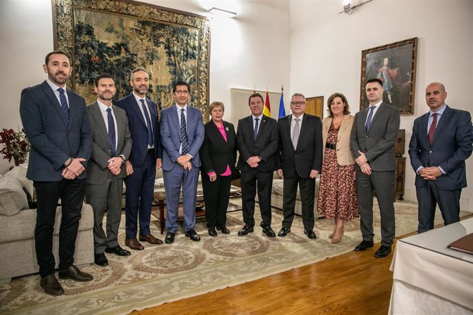 El Presidente De Castilla-La Mancha, Emiliano García-Page Recibe A Las 12:.30 Horas A Los Responsables De La Empresa IMA IBÉRICA.