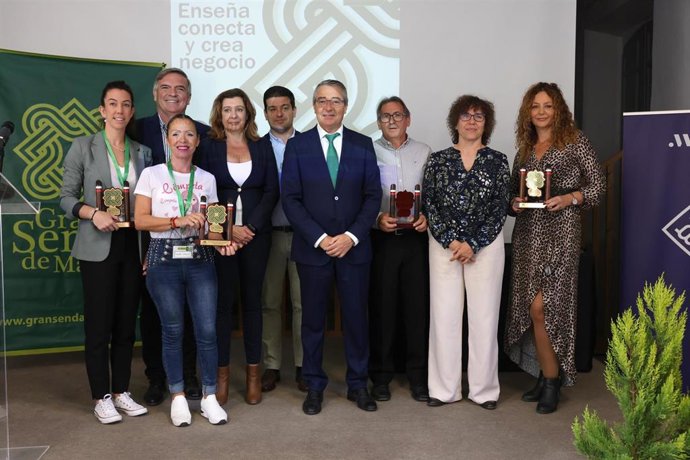 La Diputación premia buenas prácticas empresariales en el V Encuentro Gran Senda de Málaga.