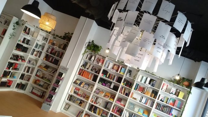 Librería El Cresol en Patraix (Valencia)