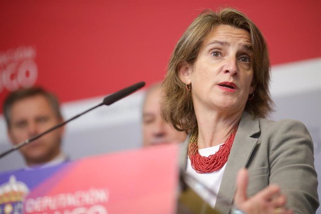 La vicepresidenta tercera y ministra de Transición Ecológica y Reto Democrático, Teresa Ribera, interviene durante la inauguración del VIII Fórum de Ciudades y Territorios Creativos de España, en la Diputación de Lugo, a 10 de noviembre de 2022, en Lugo, 