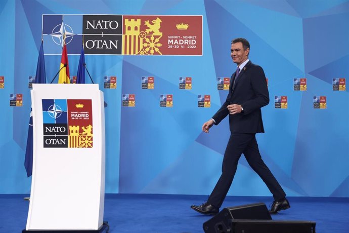 Archivo - El presidente del Gobierno de España, Pedro Sánchez, a su llegada a una rueda de prensa en la segunda y última jornada de la Cumbre de la OTAN 2022