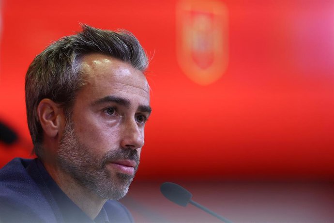 Archivo - El seleccionador nacional femenino de fútbol, Jorge Vilda, en una rueda de prensa en la Ciudad del Fútbol de las Rozas en septiembre de 2022.