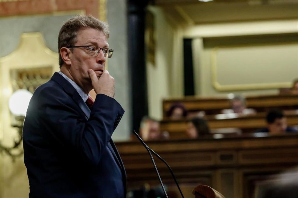 El portavoz del PDeCAT en el Congreso, Ferrán Bel, interviene durante una sesión plenaria en el Congreso de los Diputados, a 3 de noviembre de 2022, en Madrid (España).