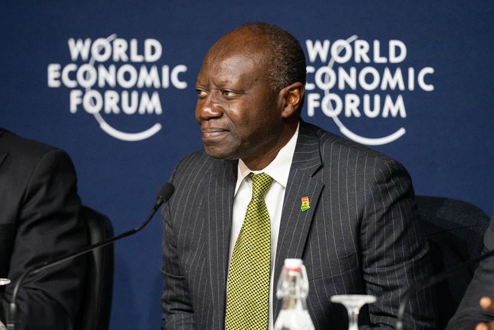 Archivo - Imagen de archivo del ministro de Finanzas de Ghana, Ken Ofori Atta, en Davos, Suiza