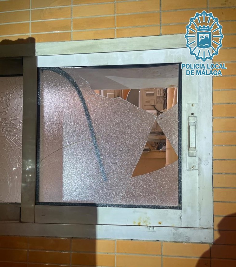 Actuación de la Policía Local de Málaga en una casa okupada