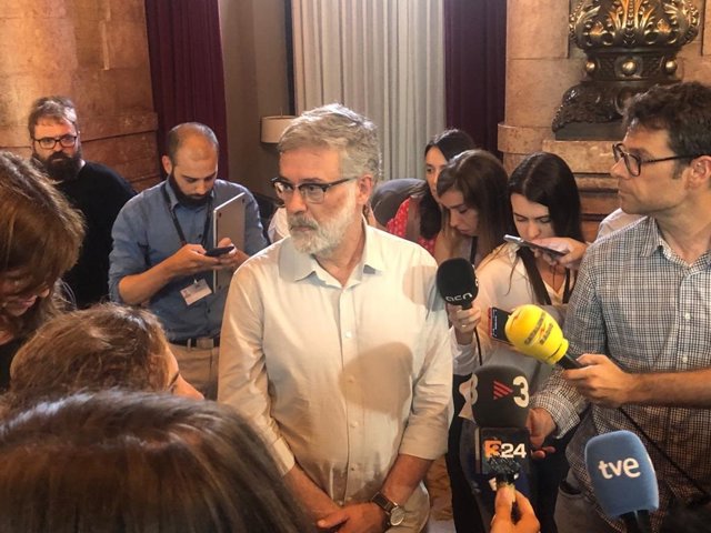 Archivo - El diputat de la CUP al Parlament Carles Riera 